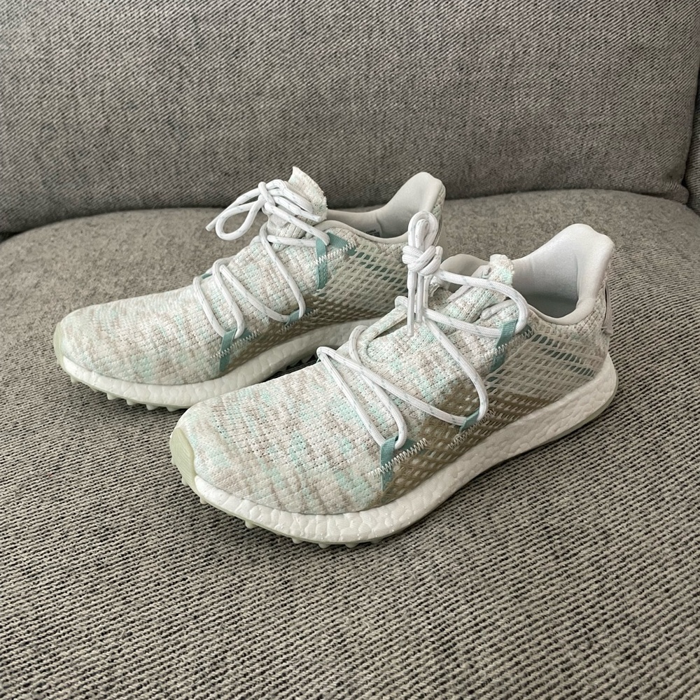 NWOT Adidas Women’s Spikeless Gold Shoes